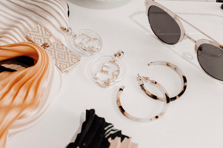 Curated collection of fashion accessories including men's style essentials, beauty and grooming products, and elegant ladies jewellery, available at Always Reliable.